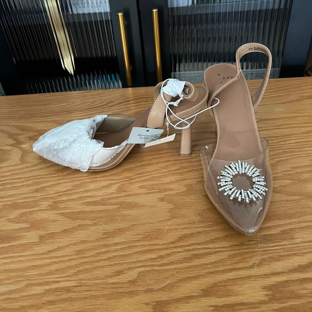 Target A New Day NWT 8.5 Women's Tan and Clear Embellished Heels - Picture 2 of 4